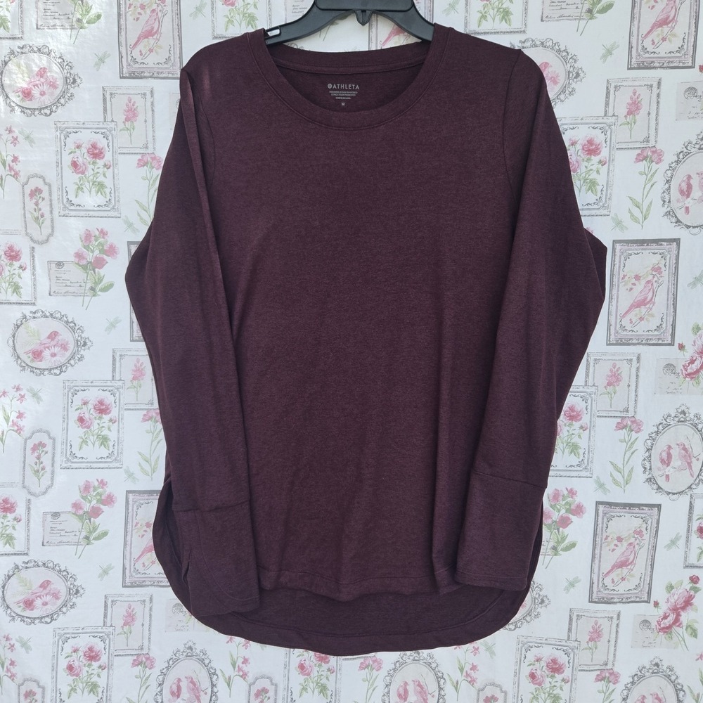Athleta Top Maroon Uptempo Long Sleeve Thumb Hole Split Hem Size Medium